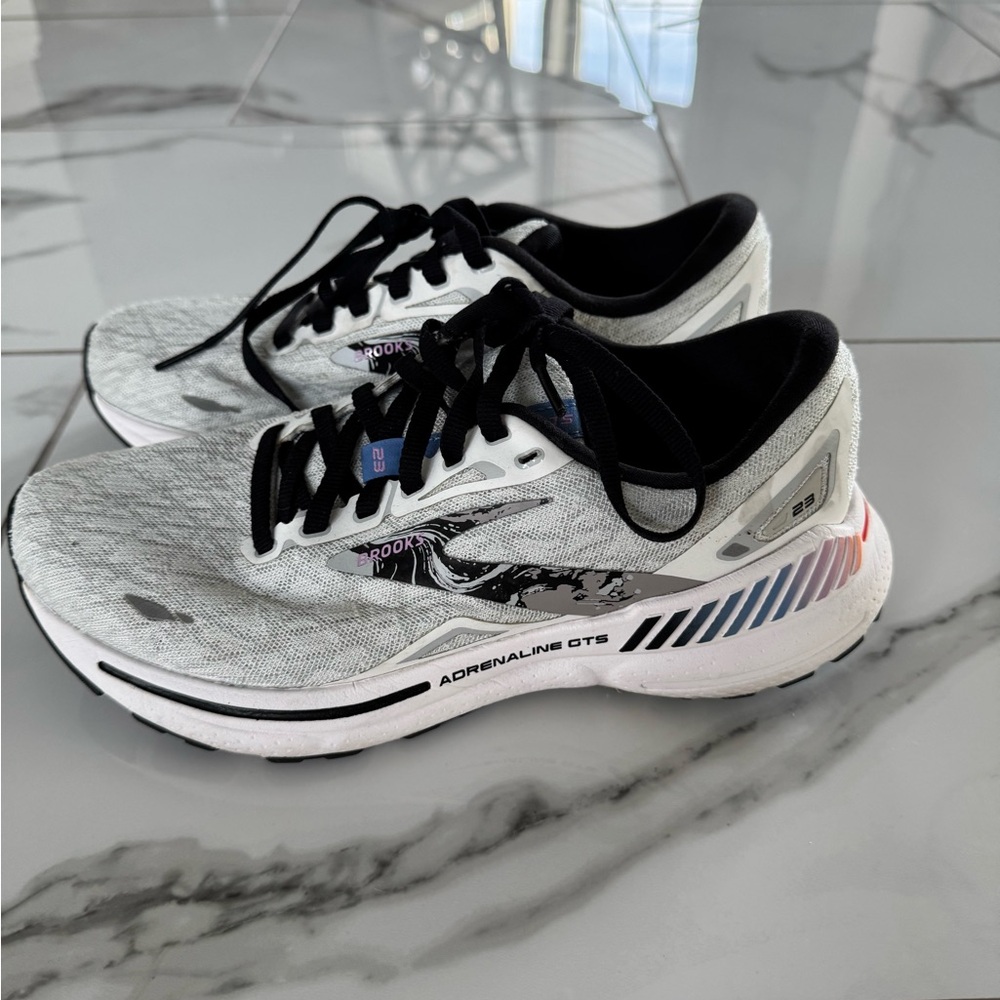 Brooks Adrenaline GTS Shoes - White and Black with Blue Accents